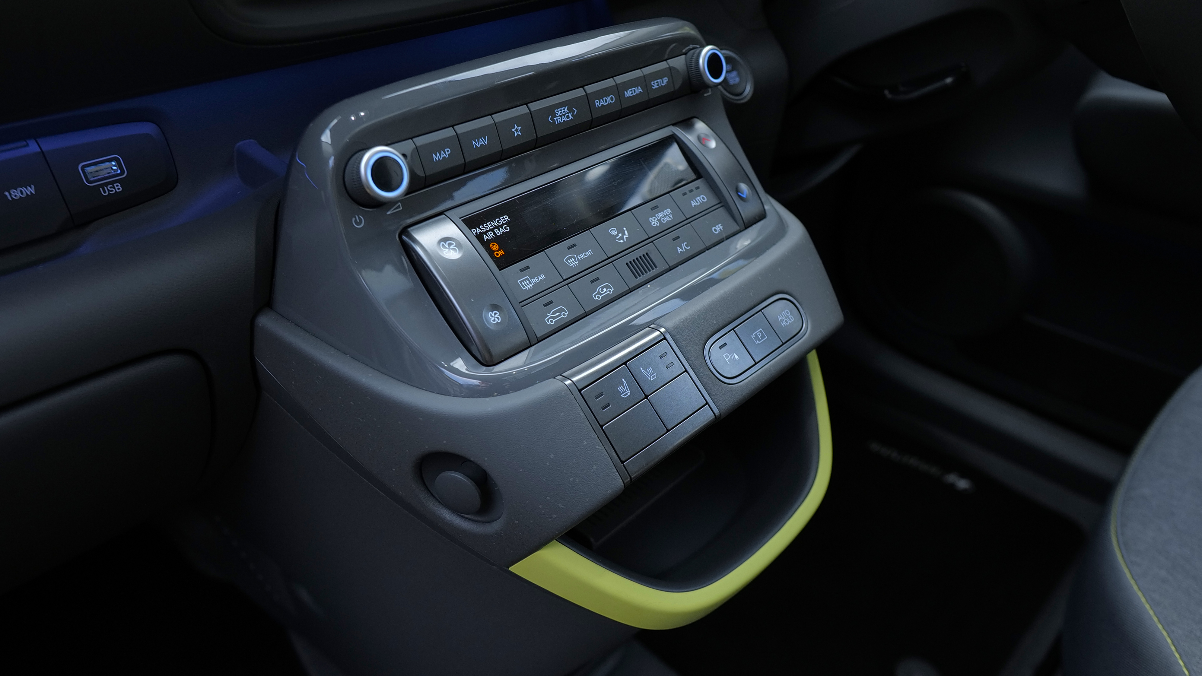 HYUNDAI INSTER ELECTRIC HATCHBACK 85kW Cross 49kWh 5dr Auto
